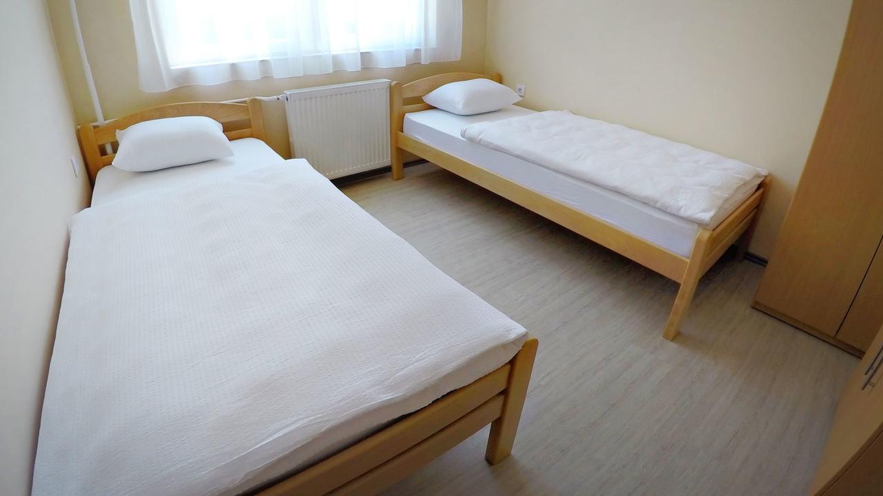 City Hostel Banja Luka Exteriör bild