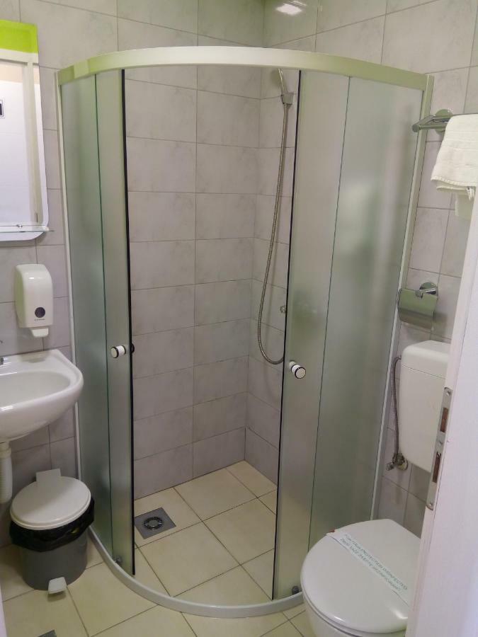 City Hostel Banja Luka Exteriör bild